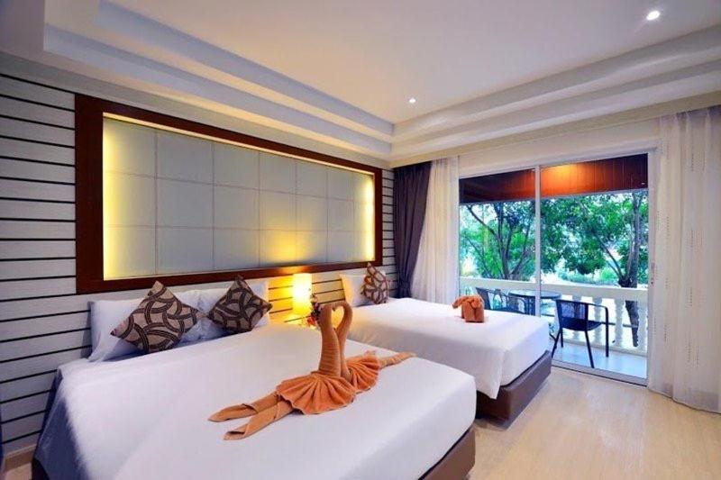 Windmill Resort Hotel Pattaya Esterno foto