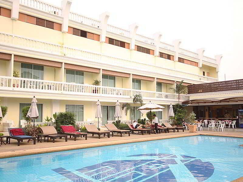 Windmill Resort Hotel Pattaya Esterno foto