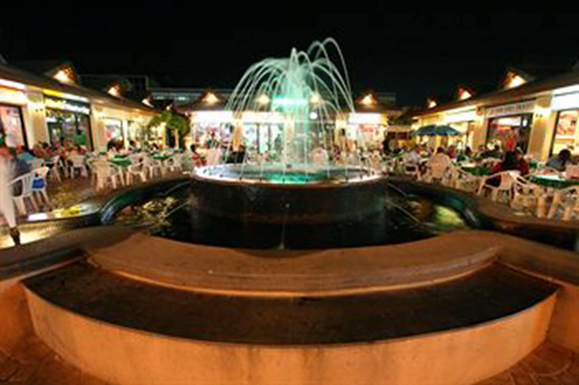 Windmill Resort Hotel Pattaya Esterno foto